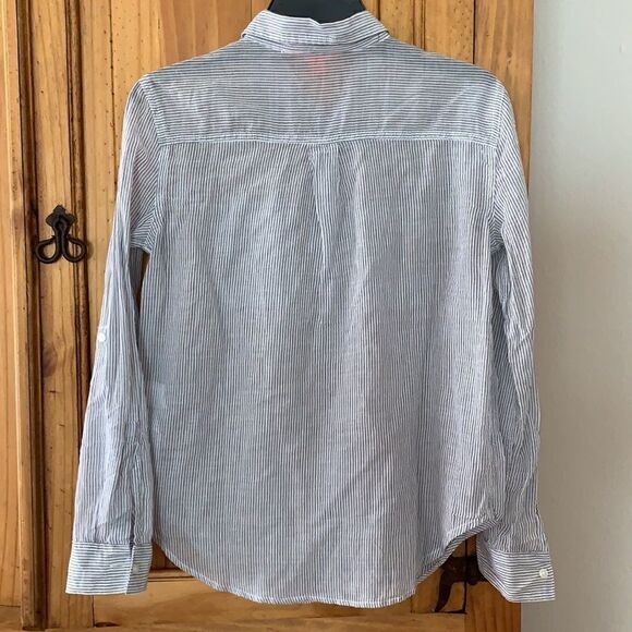 ***** 5 for $25 JOE Fresh Sheer Blouse NWOT - Picture 2 of 4